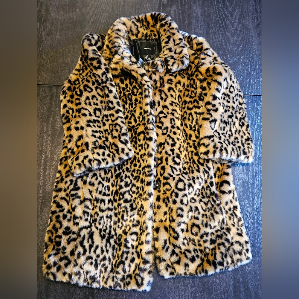 Forever 21 Faux Fur Leopard Jacket Womens